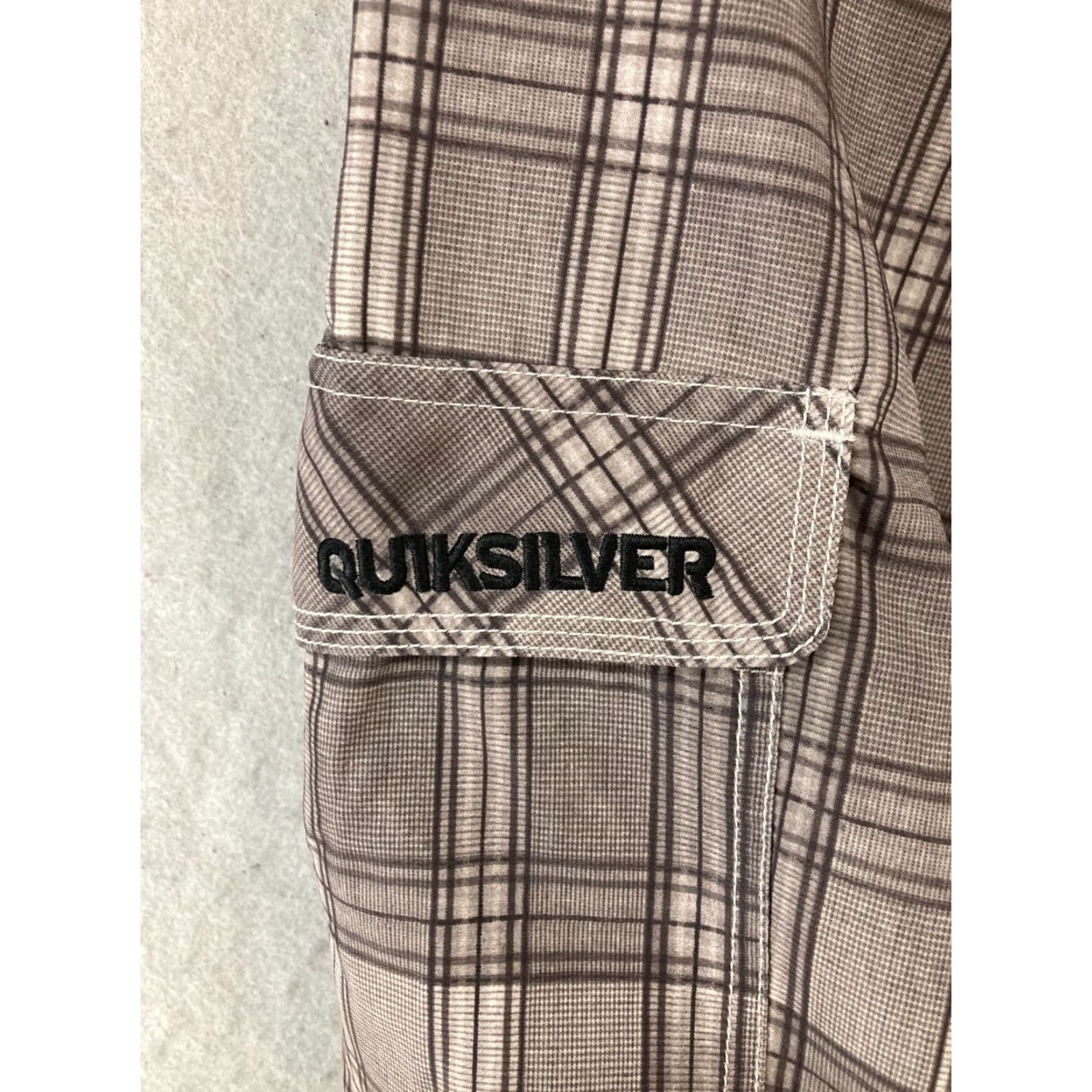 Quiksilver Quiksilver Amphibians Mens Shorts 31 Grey Plaid Swim Cargo Shirt/Bottom Mens Regular Gray Beach Classic Pockets, Quick Dry, Stretch Size US 31 - 7 Thumbnail