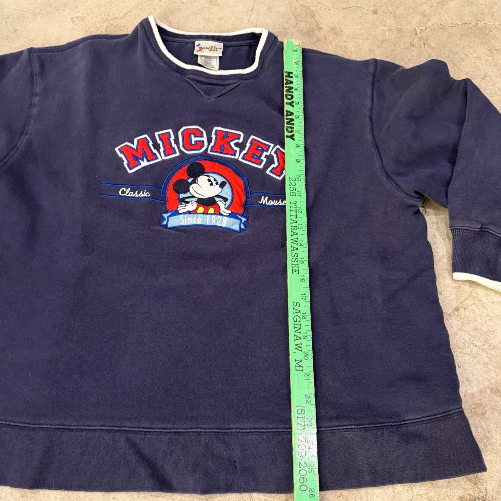 Disney VINTAGE Mickey Mouse Disney Adult XL Classic Mouse Crewneck Sweatshirt Navy Blue Mens XL Mickey Mouse Crewneck Sweatshirt Size US XL / EU 56 / 4 - 6 Thumbnail