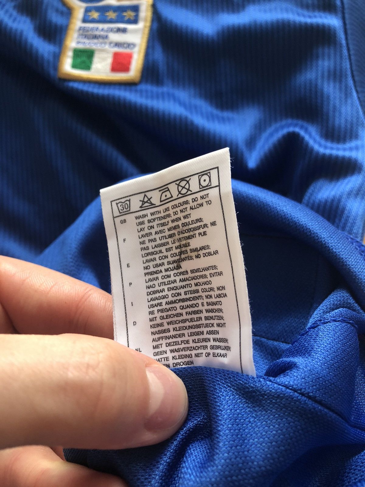 Nike RARE NIKE ITALY FOOTBALL VINTAGE NATIONAL SOCCER JERSEY Size US S / EU 44-46 / 1 - 8 Thumbnail