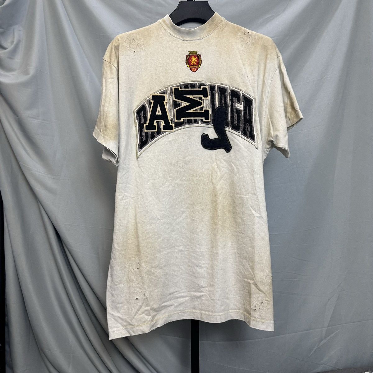 Balenciaga Balenciaga Manchester United mud dyed short sleeves-DMC99 Size US S / EU 44-46 / 1 - 1 Thumbnail