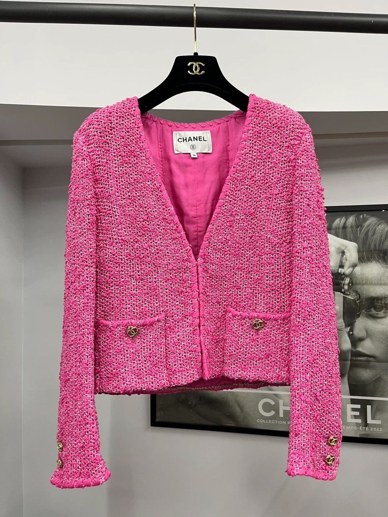 Chanel Chanel 21 early spring pink V-neck braided coat Size XS / US 0-2 / IT 36-38 - 1 Thumbnail