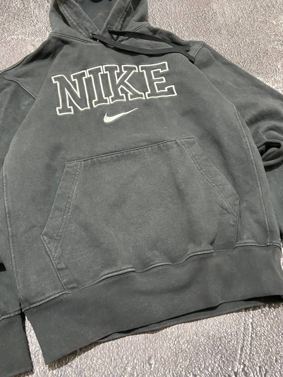 Nike Vintage Nike big logo Y2K distressed faded hoodie Size US XS / EU 42 / 0 - 8 Thumbnail