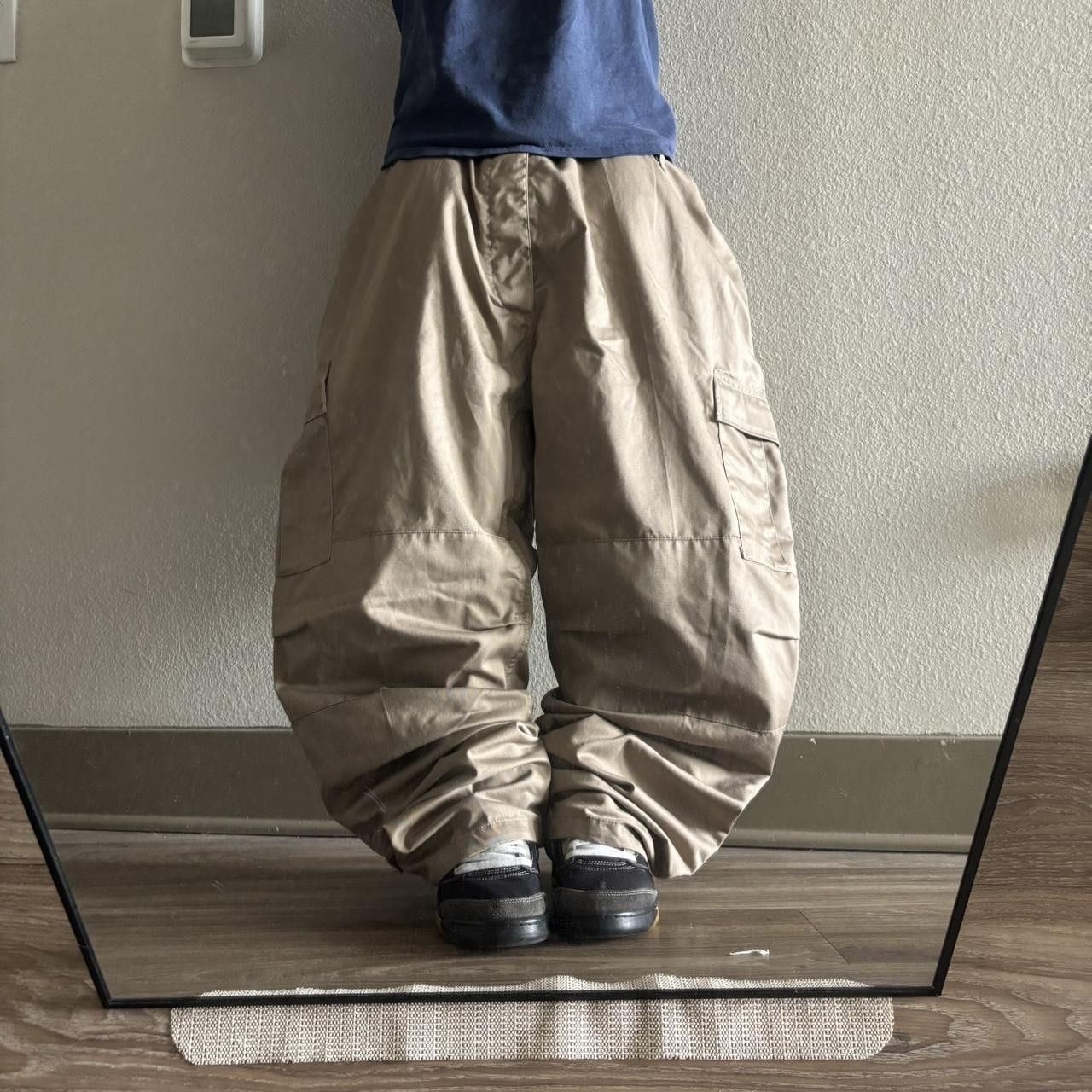 Vintage Crazy Vintage Y2K/2000s Super Baggy Khaki Streetwear Skater Cargo Pants! 48x31 Size US 44 / EU 60 - 1 Thumbnail