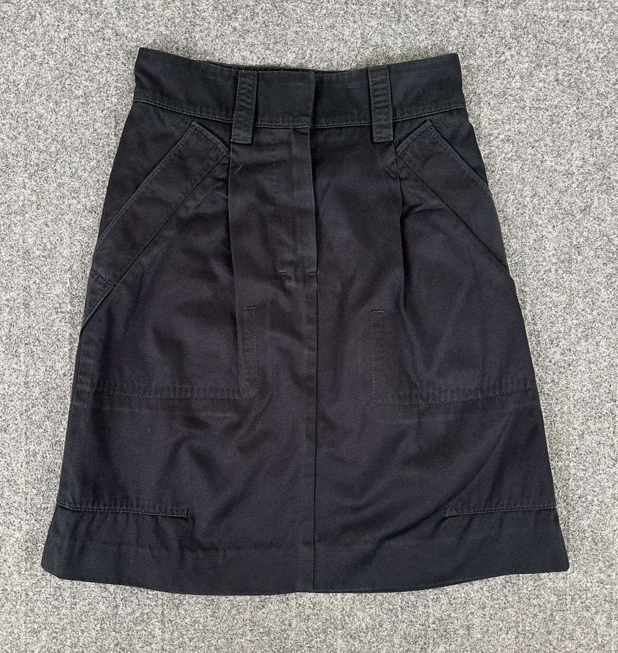 Louis Vuitton Louis Vuitton - Mini Skirt - Strapped and Button Details Size 26" / US 2 / IT 38 - 1 Thumbnail
