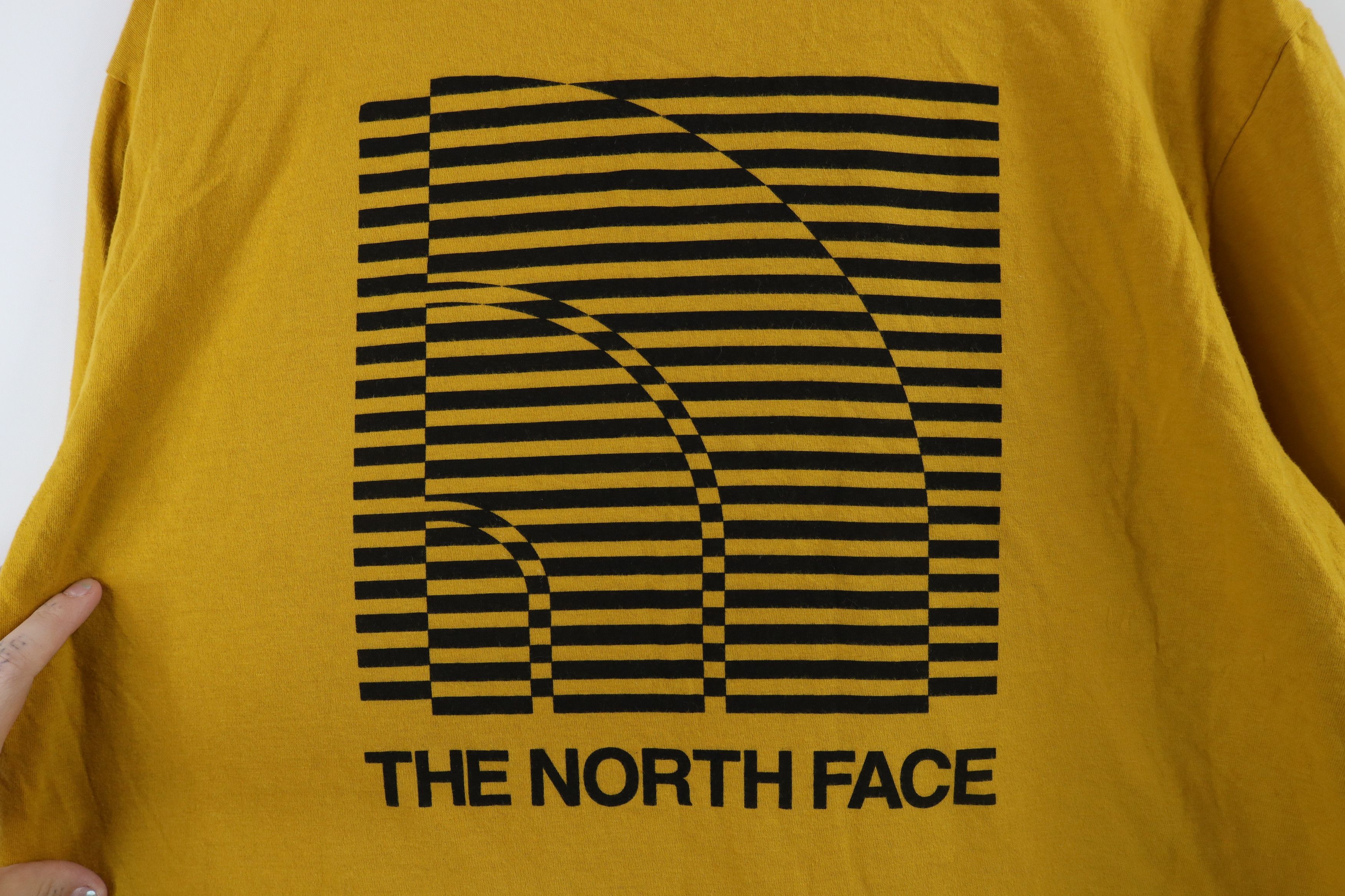 The North Face × Vintage The North Face Spell Out Trippy Logo Short Sleeve T-Shirt Size US L / EU 52-54 / 3 - 10 Thumbnail