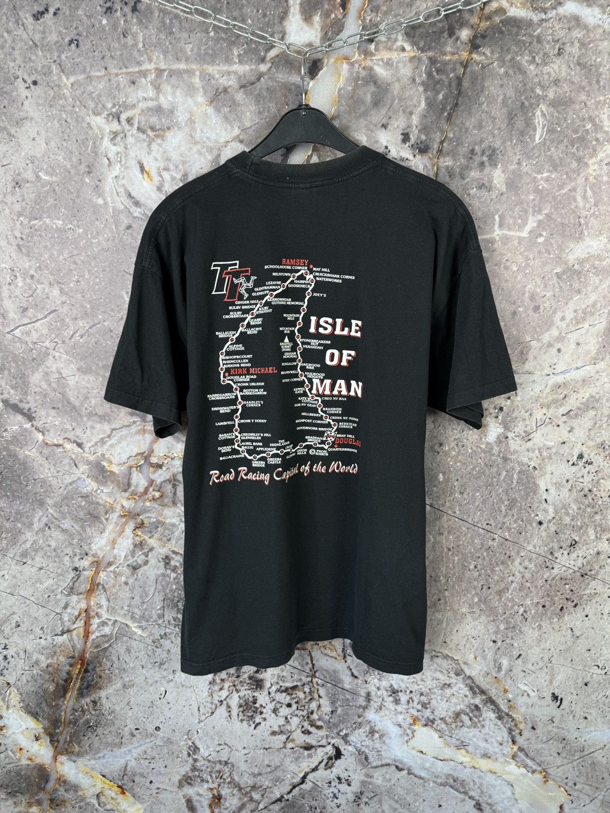 Vintage Men’s Isla Of Man Races 2004 T-Shirt Sportswear Size XL Size US XL / EU 56 / 4 - 9 Thumbnail