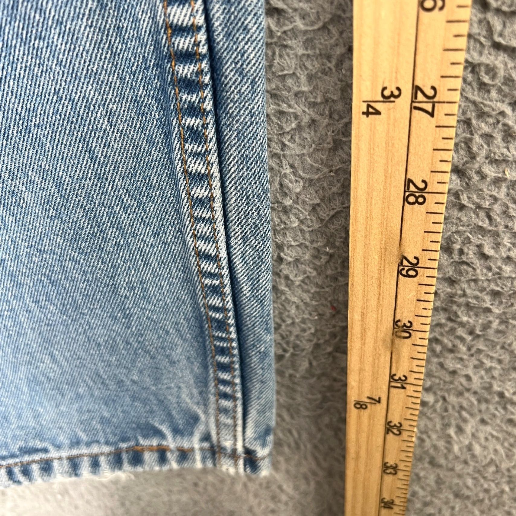 Levi's Vintage Levi's 560 Tapered Fit Men’s Jeans 36x34 Blue Distressed Cotton Denim Size US 36 / EU 52 - 7 Thumbnail