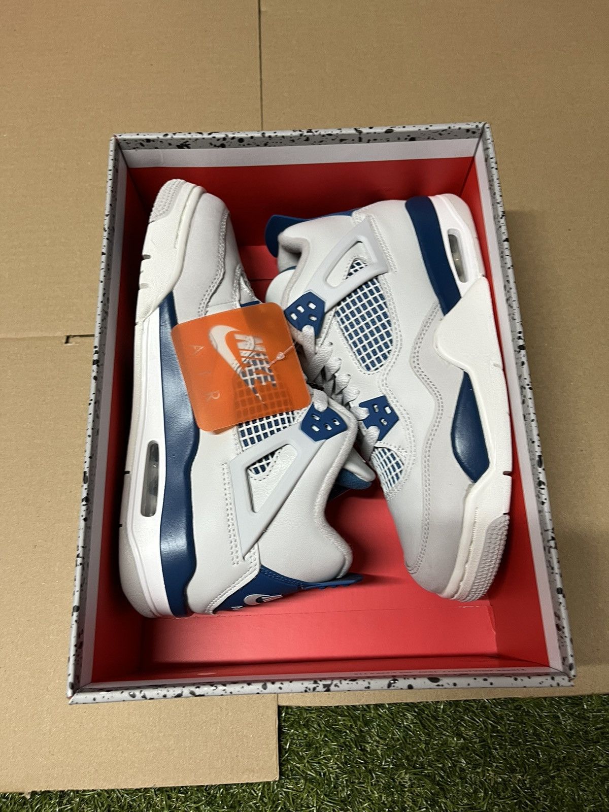 Nike Jordan 4 Retro Military Blue Gs Size US 6.5 / IT 36.5 - 9 Thumbnail