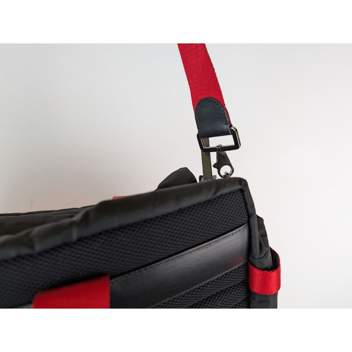 Christian Louboutin o1rshd1 Size: OS / Loubideal Sport Bag in Loubi/Black Size ONE SIZE - 6 Thumbnail