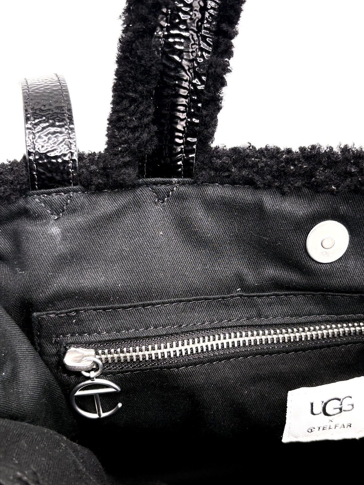 Telfar × Ugg UGG x Telfar Large Shopper Bag- Black Patent Leather Size ONE SIZE - 11 Thumbnail