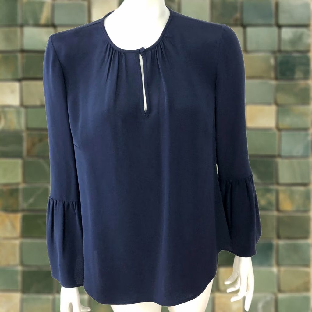 J. Jill J.Jill 4 100% Silk Womens Blouse Button Keyhole Bell Sleeve Blue MINT Pullover Regular Size 4 Dressy Casual Mens Womens Girls Boys Size S / US 4 / IT 40 - 1 Thumbnail