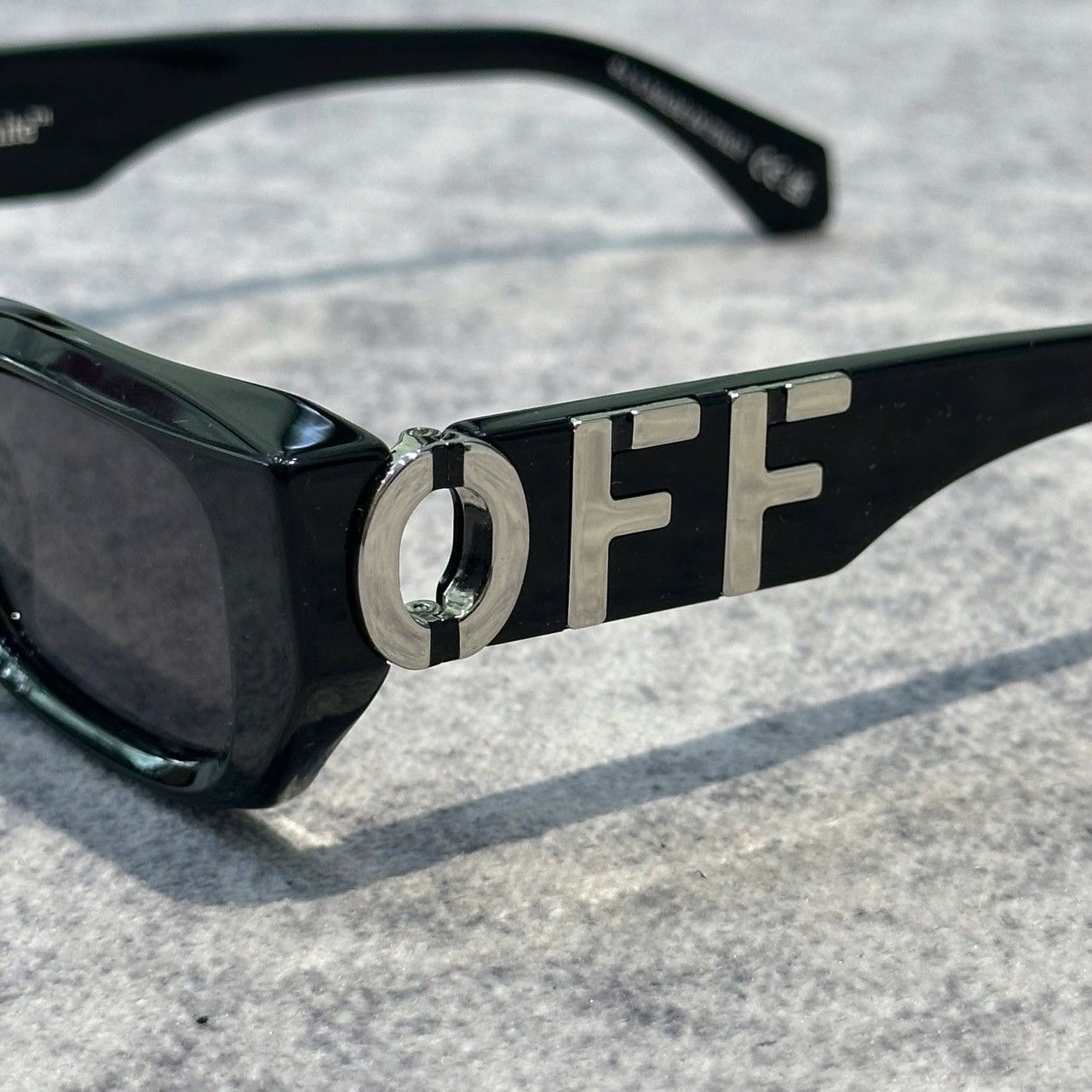 Off-White OFF WHITE FILLMORE BLACK SUNGLASSES Size ONE SIZE - 3 Thumbnail