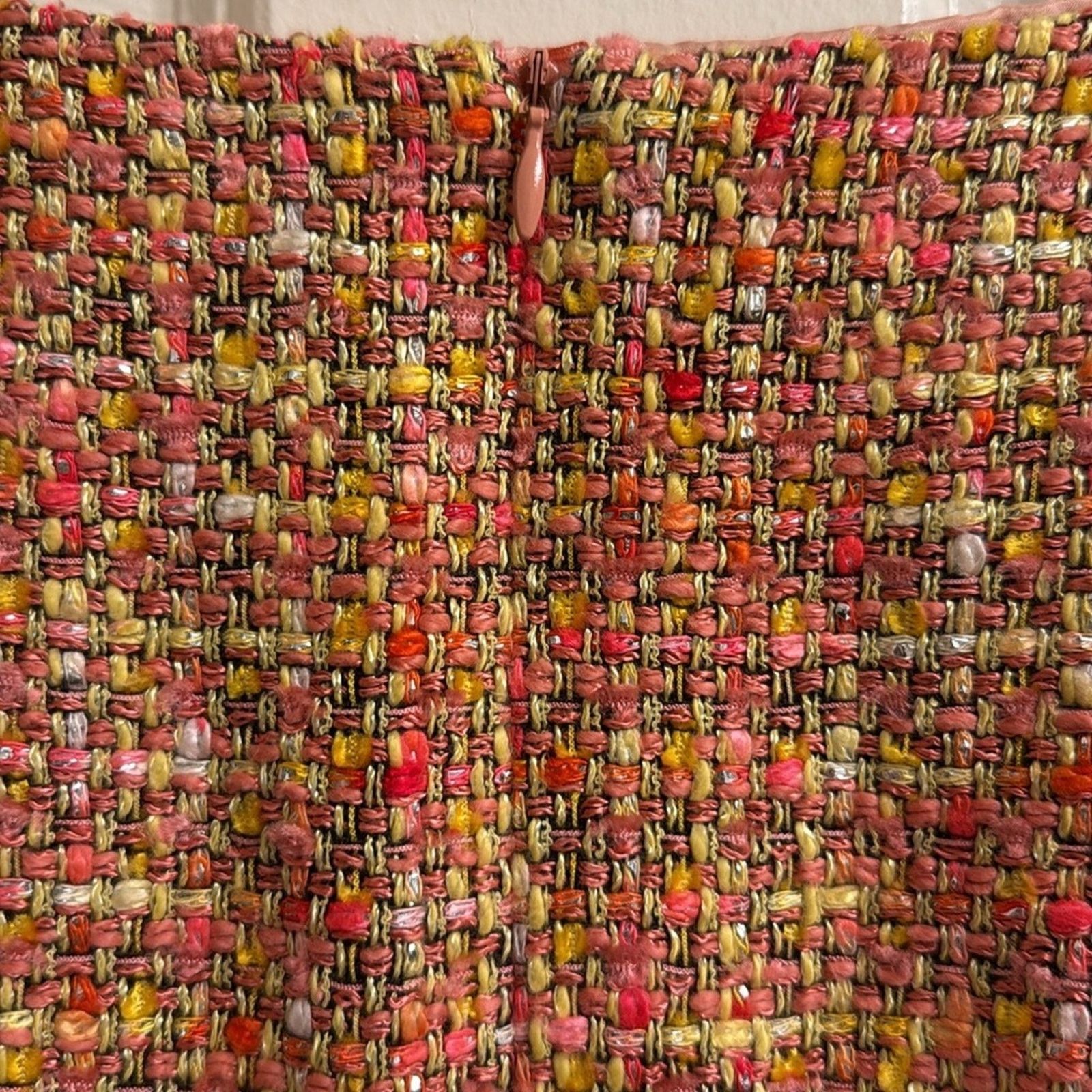 Escada Escada Vibrant Tweed pink and yellow Pencil Skirt sz small Size 27" / US 4 / IT 40 - 6 Thumbnail