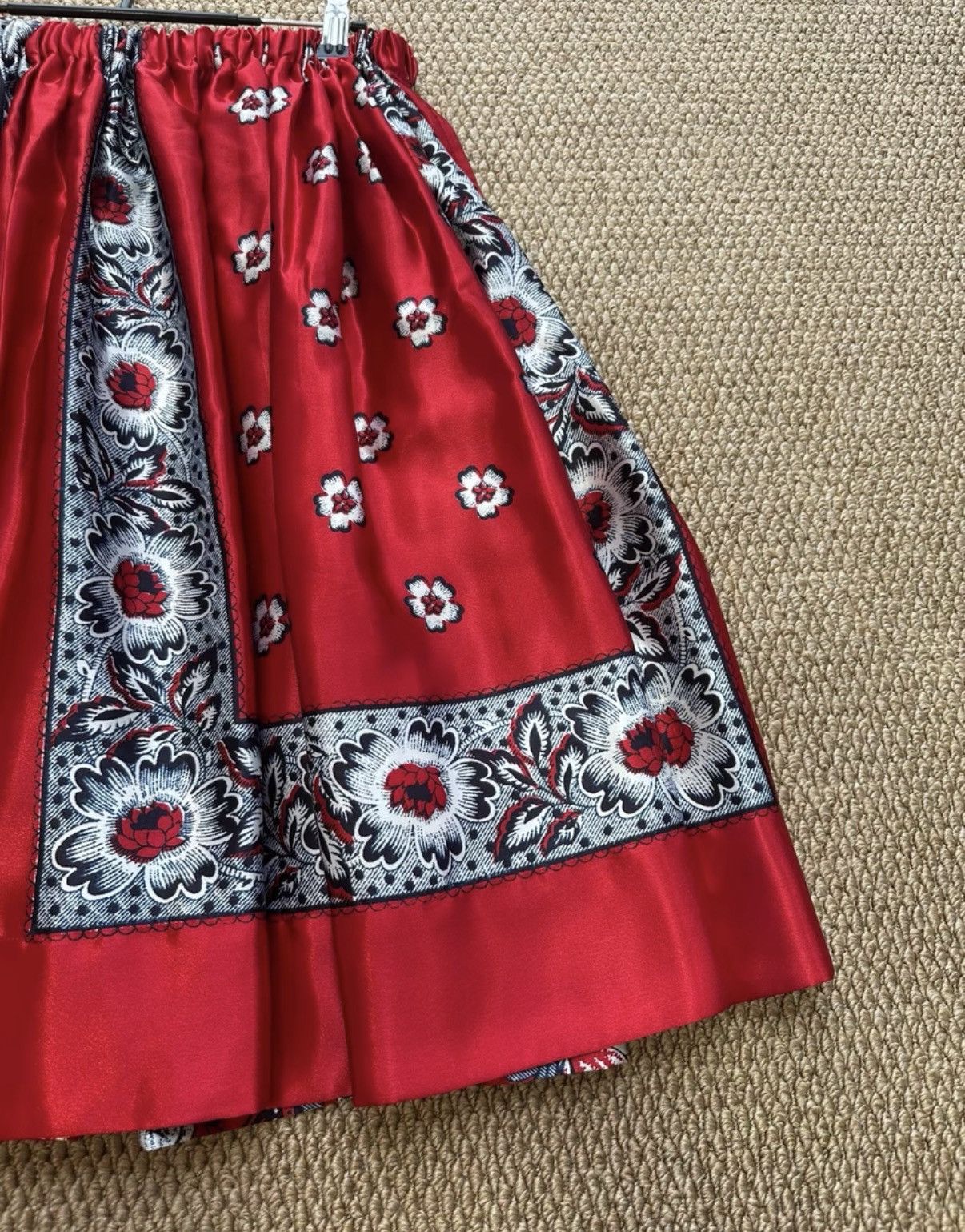 Comme des Garcons COMME des GARÇONS TAO Red Base Paisley Satin Skirt K23 Size 25" / US 0 / IT 36 - 4 Thumbnail