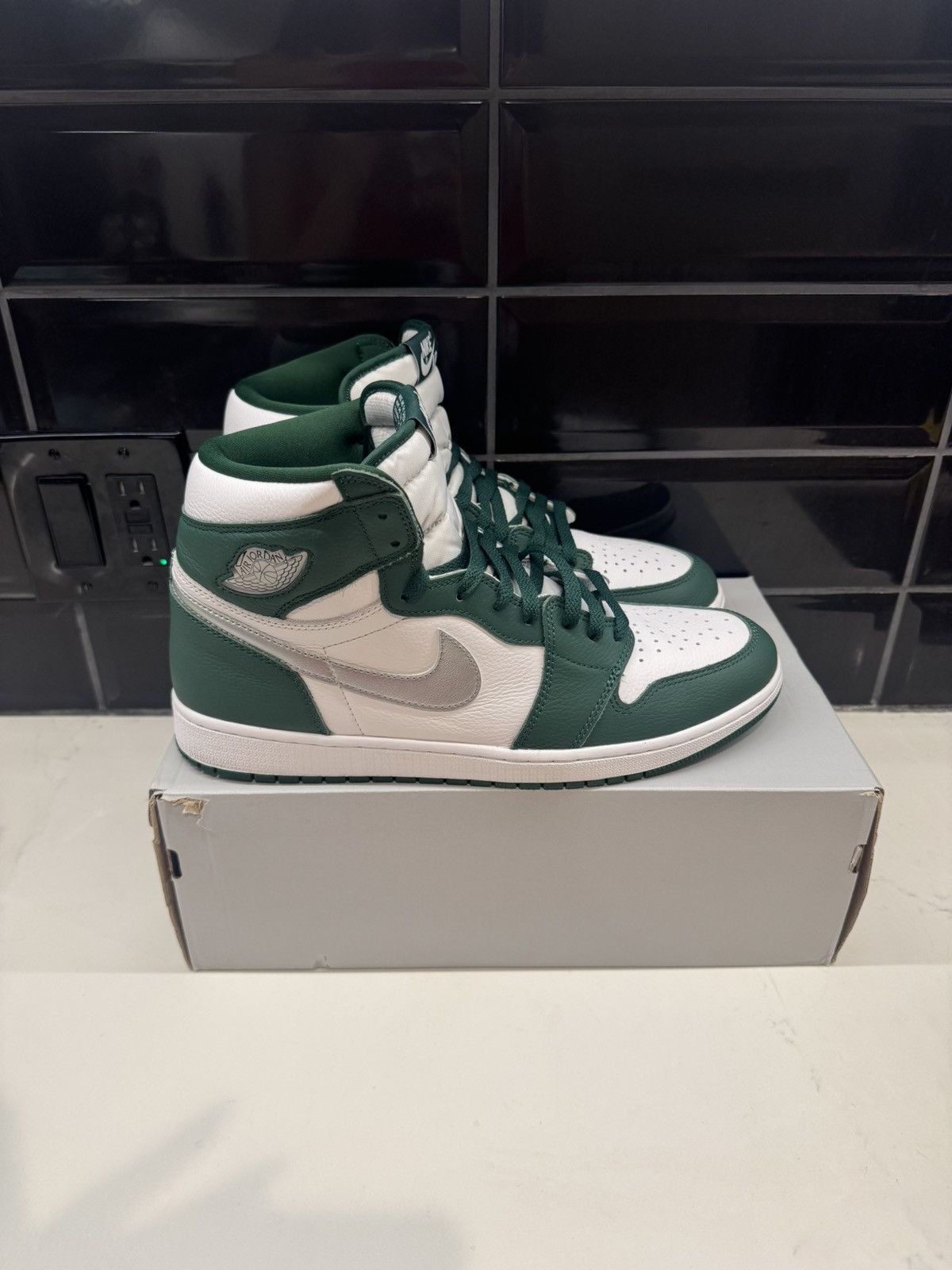 Nike Nike Air Jordan 1 High OG Gorge Green Sneakers – Size 13 Size US 13 / EU 46 - 5 Thumbnail