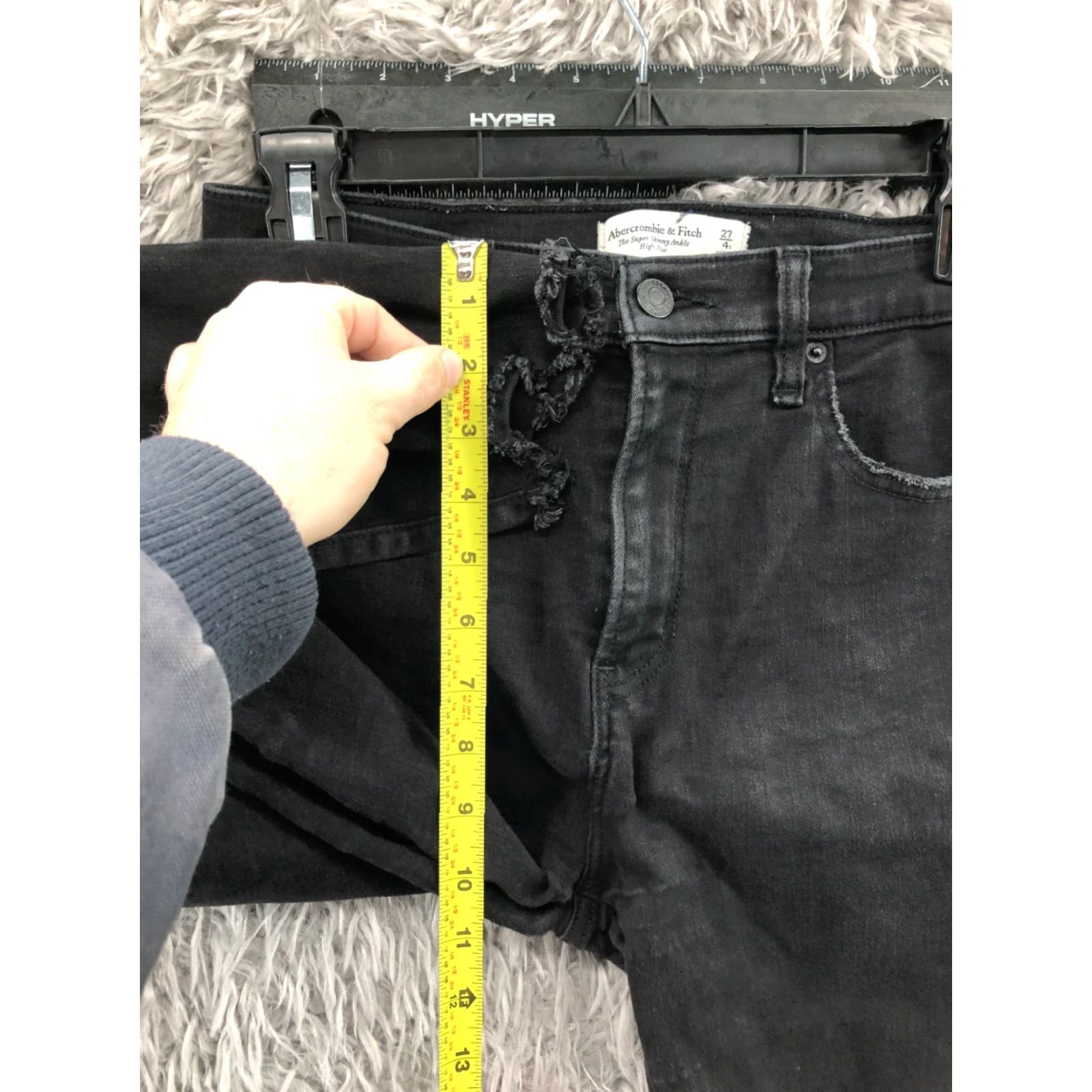 Abercrombie & Fitch Abercrombie Fitch Jeans Short Womens Black Size 4 Skinny Ankle Size 27" / US 4 / IT 40 - 4 Thumbnail