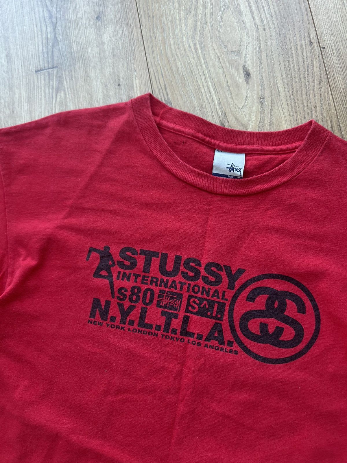 Stussy 00’s STUSSY NYLTLA INTERNATIONAL Y2K DISTRESSED TEE RARE Size US M / EU 48-50 / 2 - 4 Thumbnail