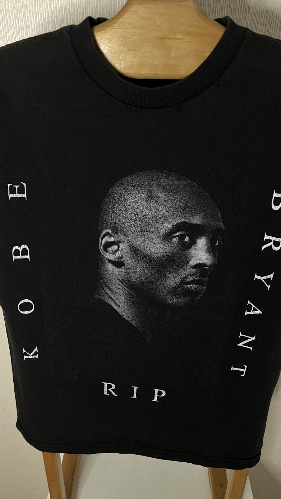 Nike × Vintage Rare Kobe Bryant tribute big logo rip t shirt Size US M / EU 48-50 / 2 - 3 Thumbnail