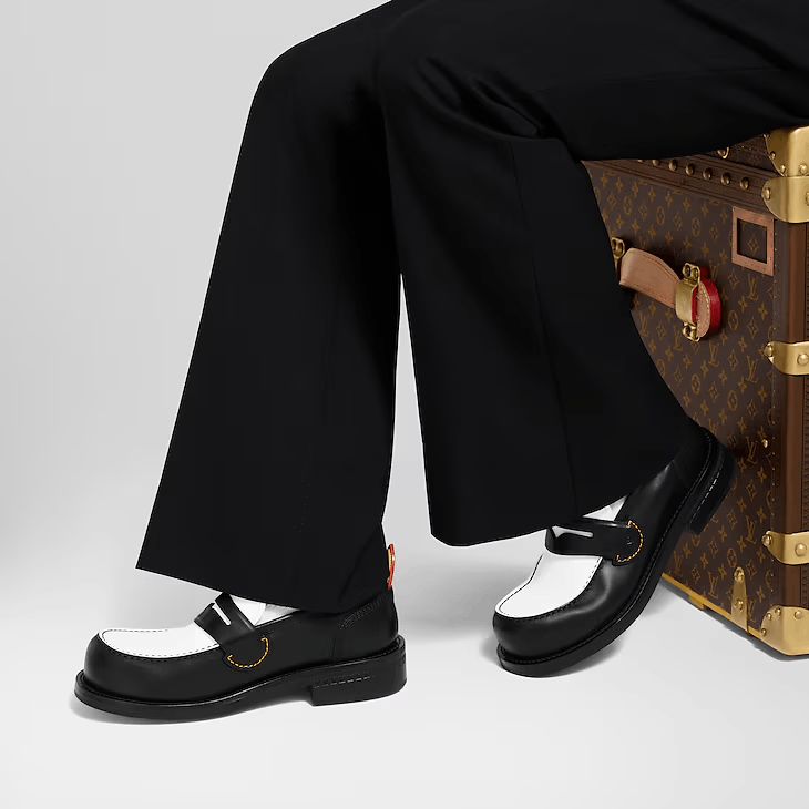 Louis Vuitton LV Bubble Loafers Size US 7 / EU 40 - 5 Thumbnail