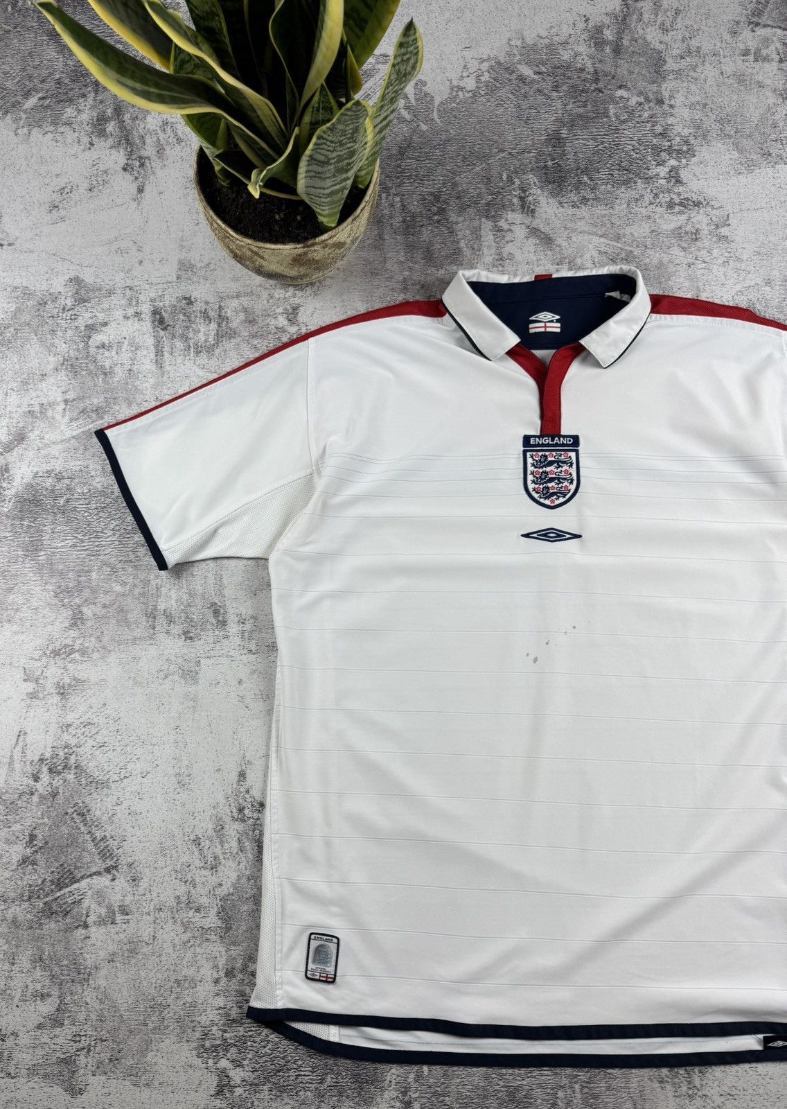 Umbro 00S England 2 in 1 2003/2004/2005 Football Jersey Shirt Tee Size US XL / EU 56 / 4 - 12 Thumbnail