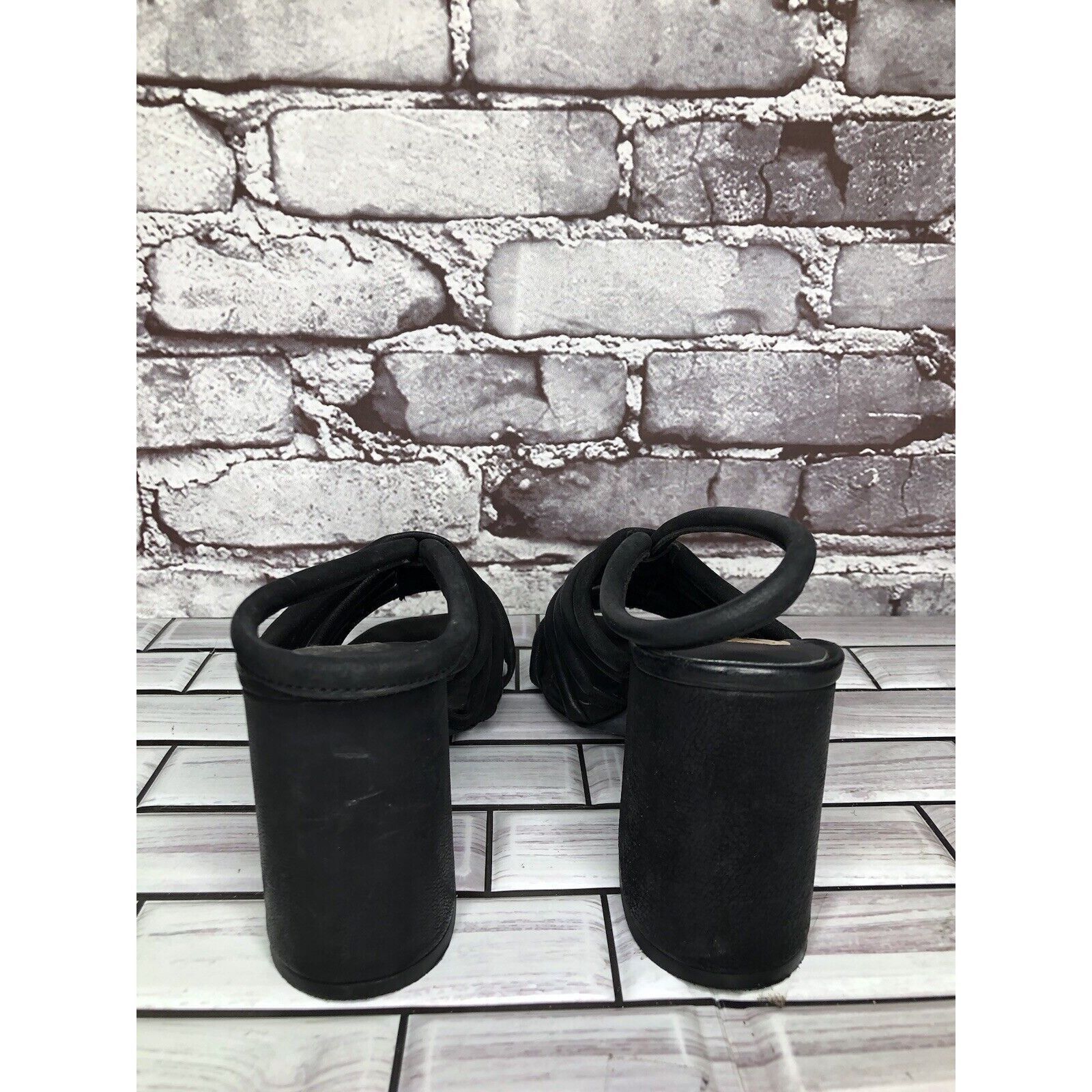 Free People Free People Black Leather Cuban Heel Cage Strappy Sandals Wo Size US 7 / IT 37 - 4 Thumbnail