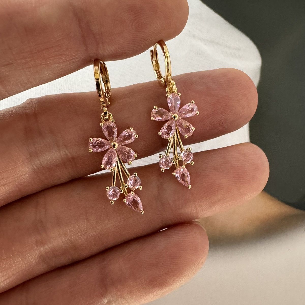 Other Pink Flower Dangle Drop Earrings for Women Size ONE SIZE - 3 Thumbnail