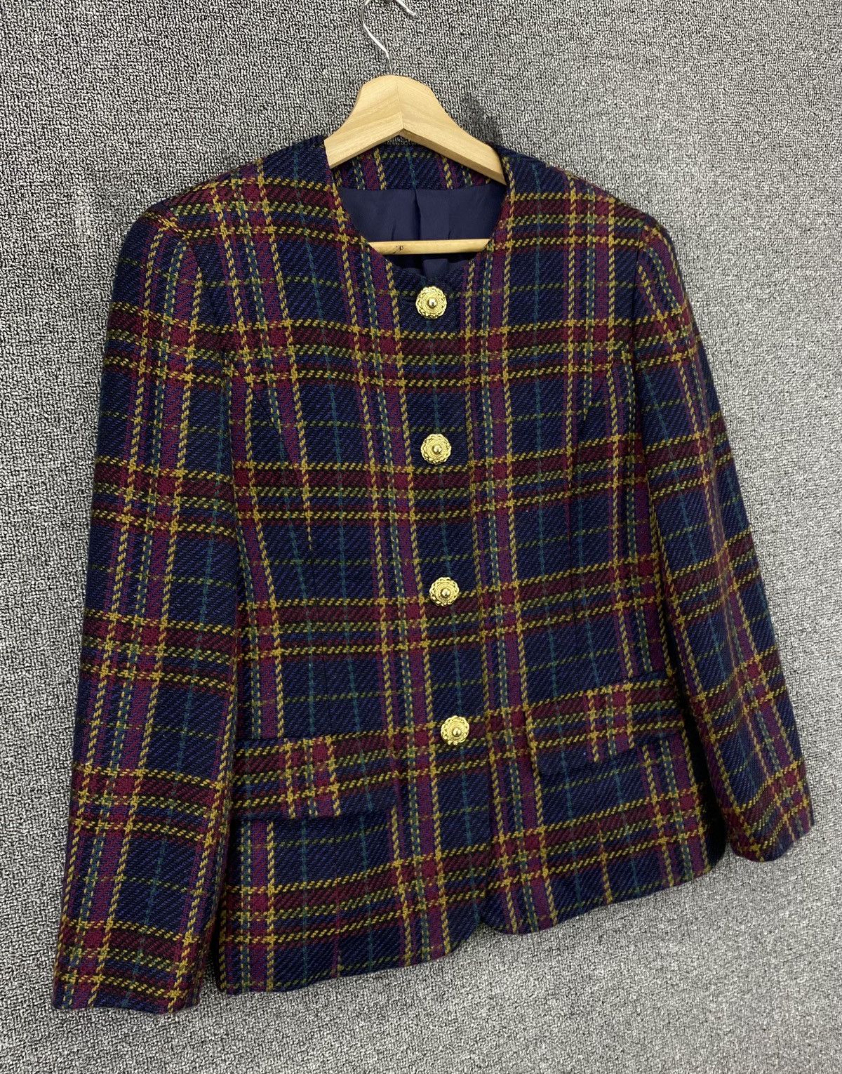 Burberry Vintage Burberry Shadow Plaids Wool Coat Cardigan Jacket Size S / US 4 / IT 40 - 2 Thumbnail