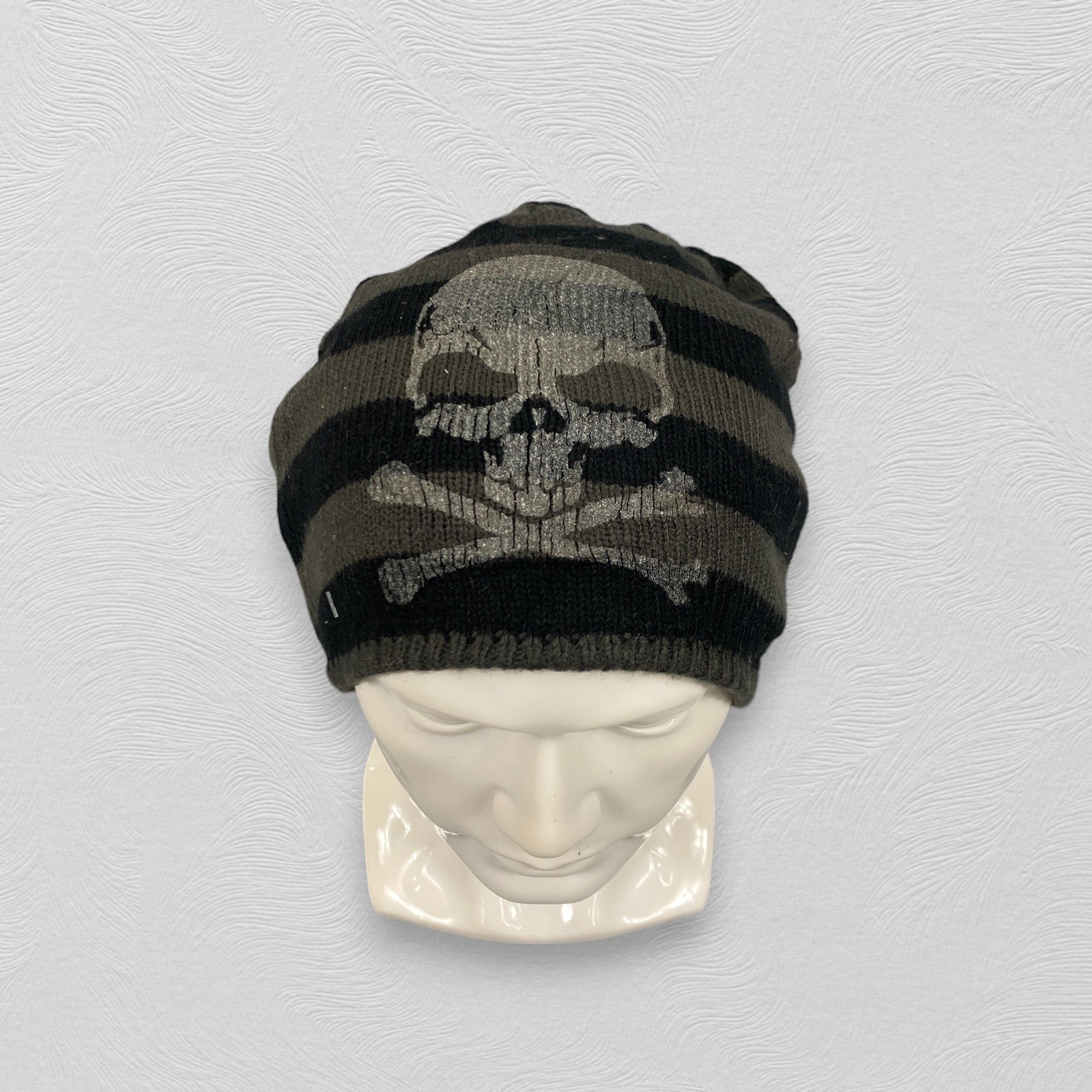Japanese Brand Skull Stripe Reversible Slouchy Hat -BN820 Size ONE SIZE - 7 Thumbnail
