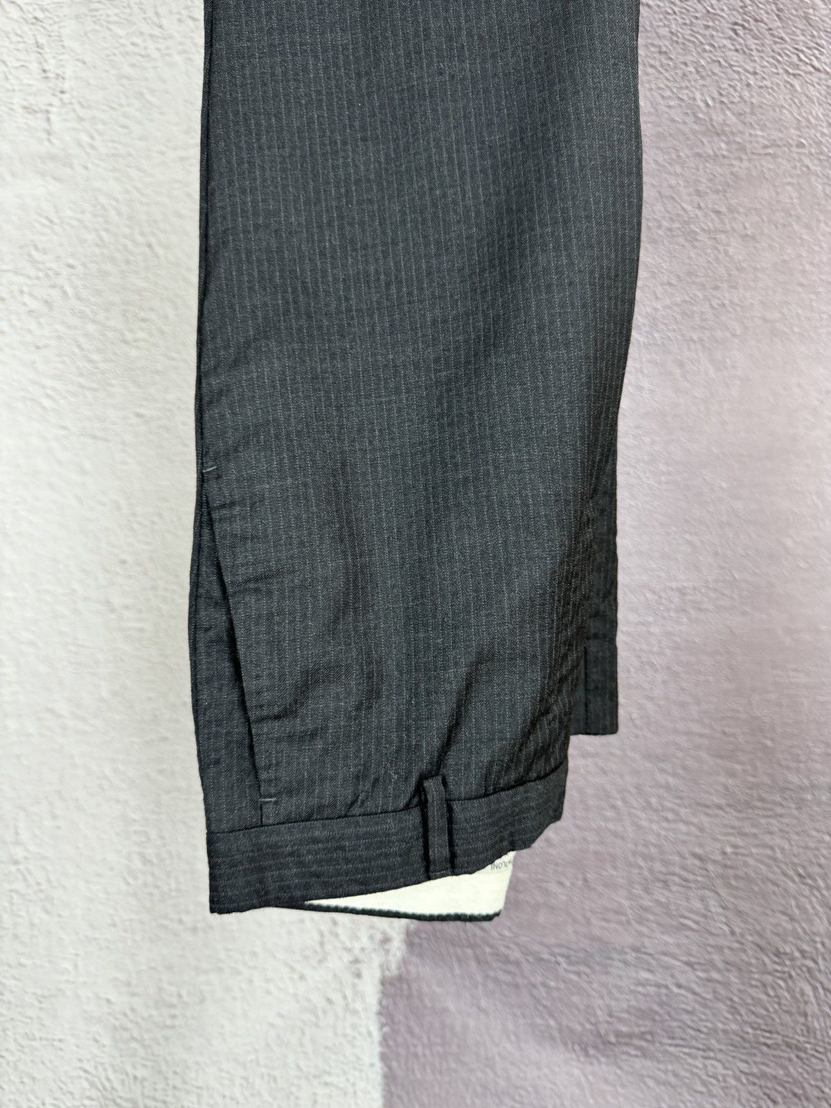 Paoloni Paoloni black graphite striped 2 button Quarantasei suit Size 36R - 19 Thumbnail