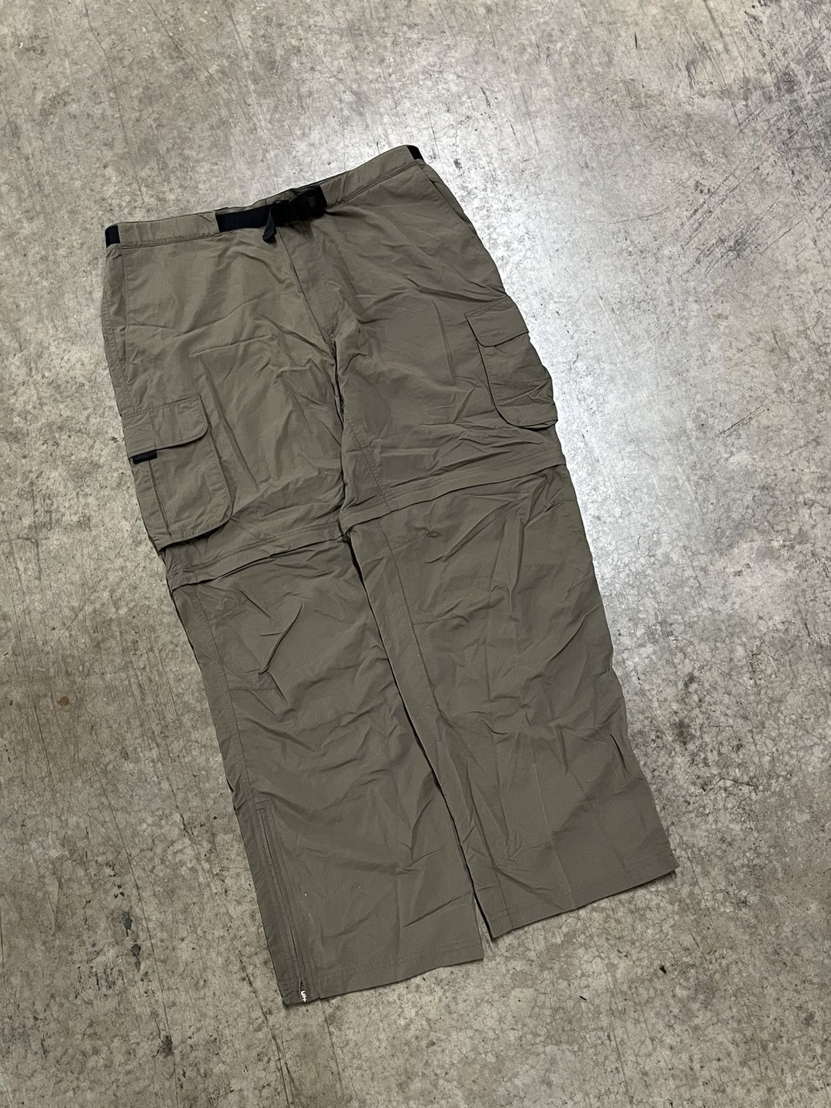 Vintage Vintage baggy fit cargo utility earth tone pants gorpcore Size US 36 / EU 52 - 1 Thumbnail
