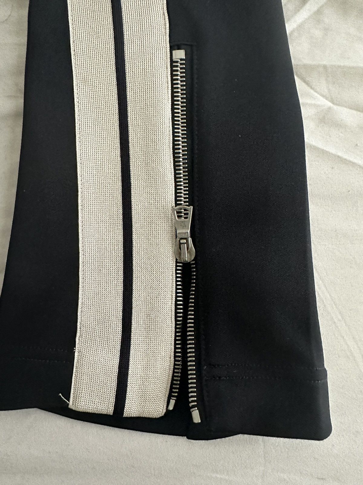 Moncler × Palm Angels Moncler x Palm Angels sweatpants 1st Collabs sz. S Size US 30 / EU 46 - 5 Thumbnail