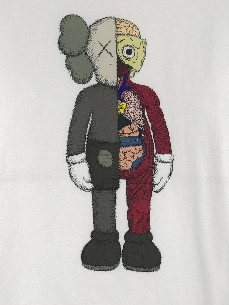 Japanese Brand × Kaws × Uniqlo kaws Size US XL / EU 56 / 4 - 3 Thumbnail