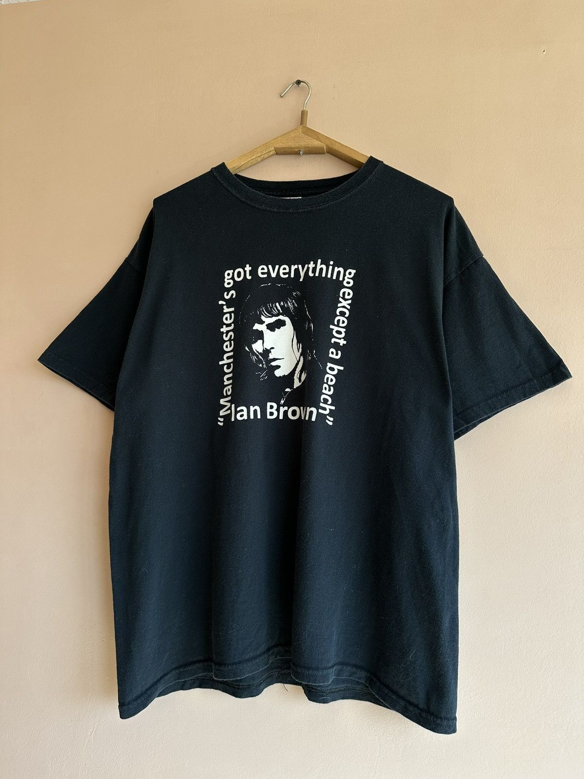 Band Tees Vintage Ian Brown Manchester's Got Everything Expect A Beach Size US XL / EU 56 / 4 - 3 Thumbnail