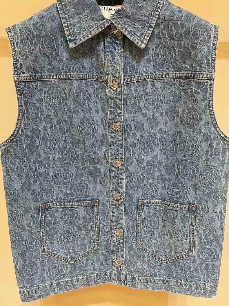Chanel Chanel 23 camelia cowboy vest Size XXS / US 00 / IT 34 - 2 Thumbnail