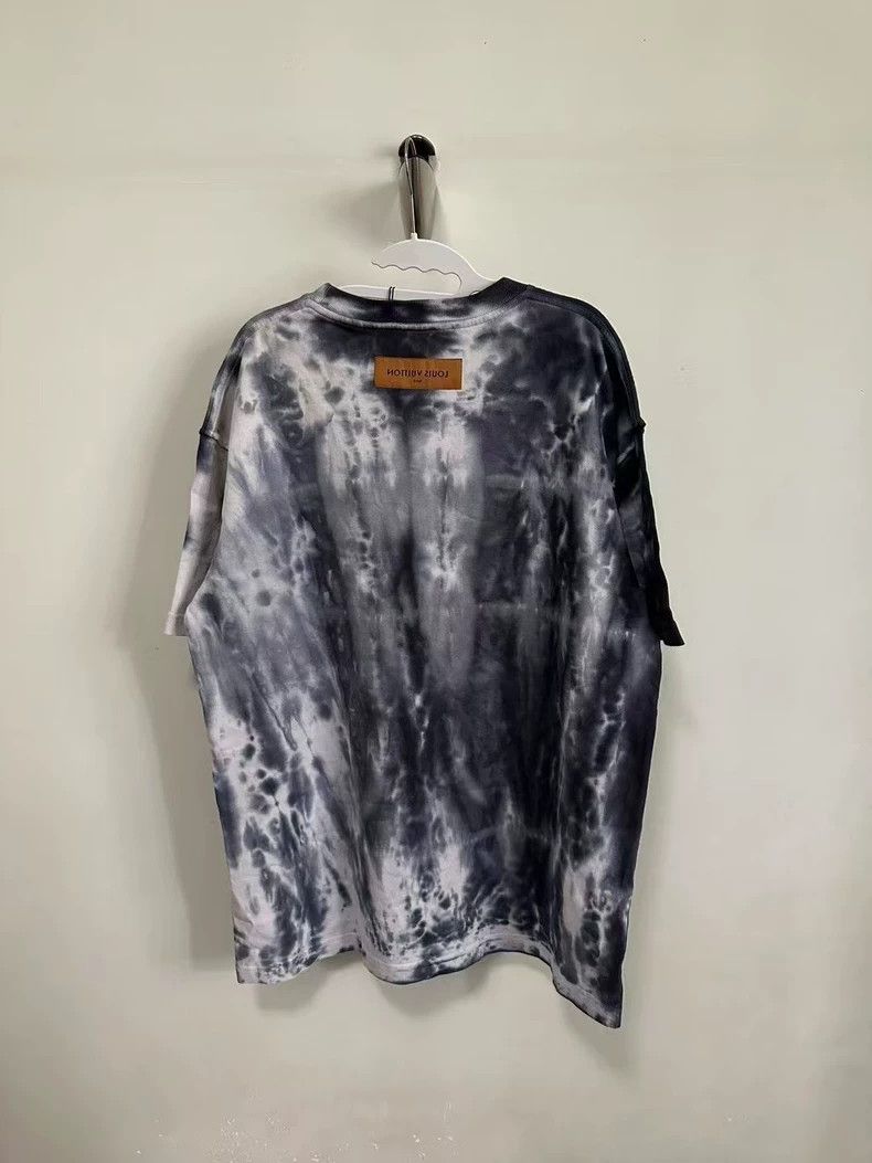 Louis Vuitton Louis Vuitton Rendering short sleeve Size US L / EU 52-54 / 3 - 2 Thumbnail