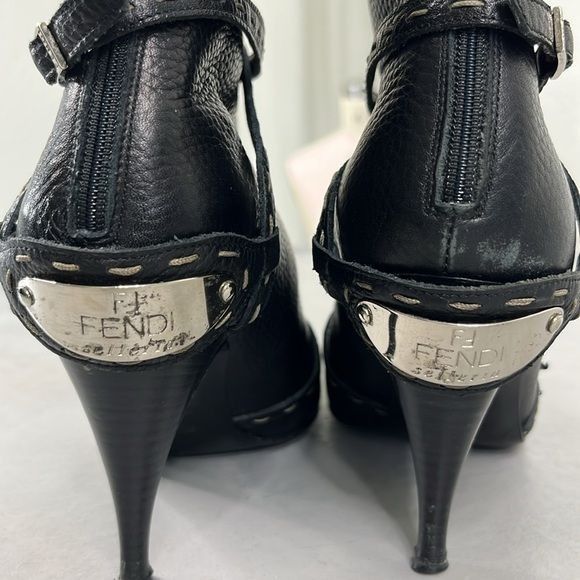 Fendi Fendi Pebbled Leather Biker Heeled Strappy Boots Metal Plate Size US 8.5 / IT 38.5 - 4 Thumbnail