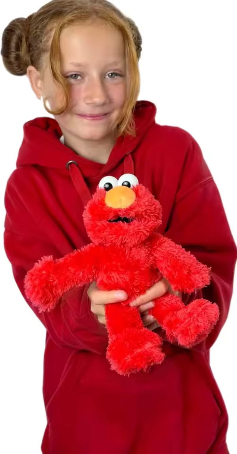 Kaws × Uniqlo Kaws x Sesame Street Elmo Plush (no box) Size ONE SIZE - 5 Thumbnail