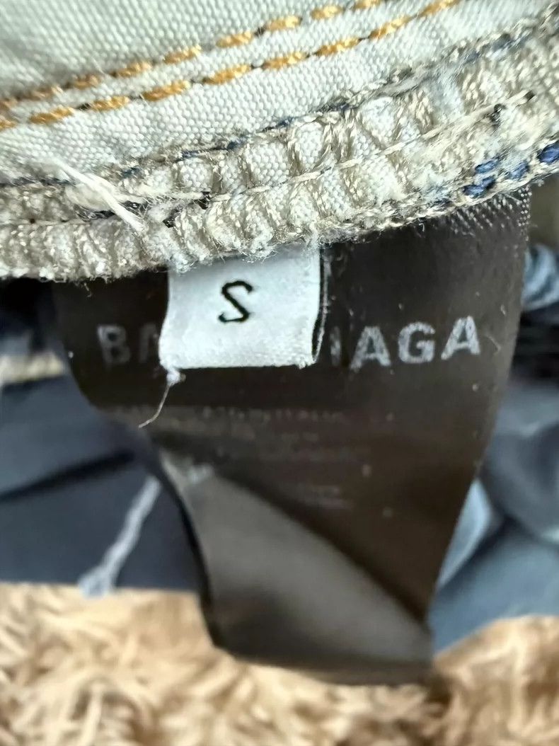 Balenciaga Balenciaga size S Washed and worn-in baggy jeans with fron Size US 27 - 4 Thumbnail