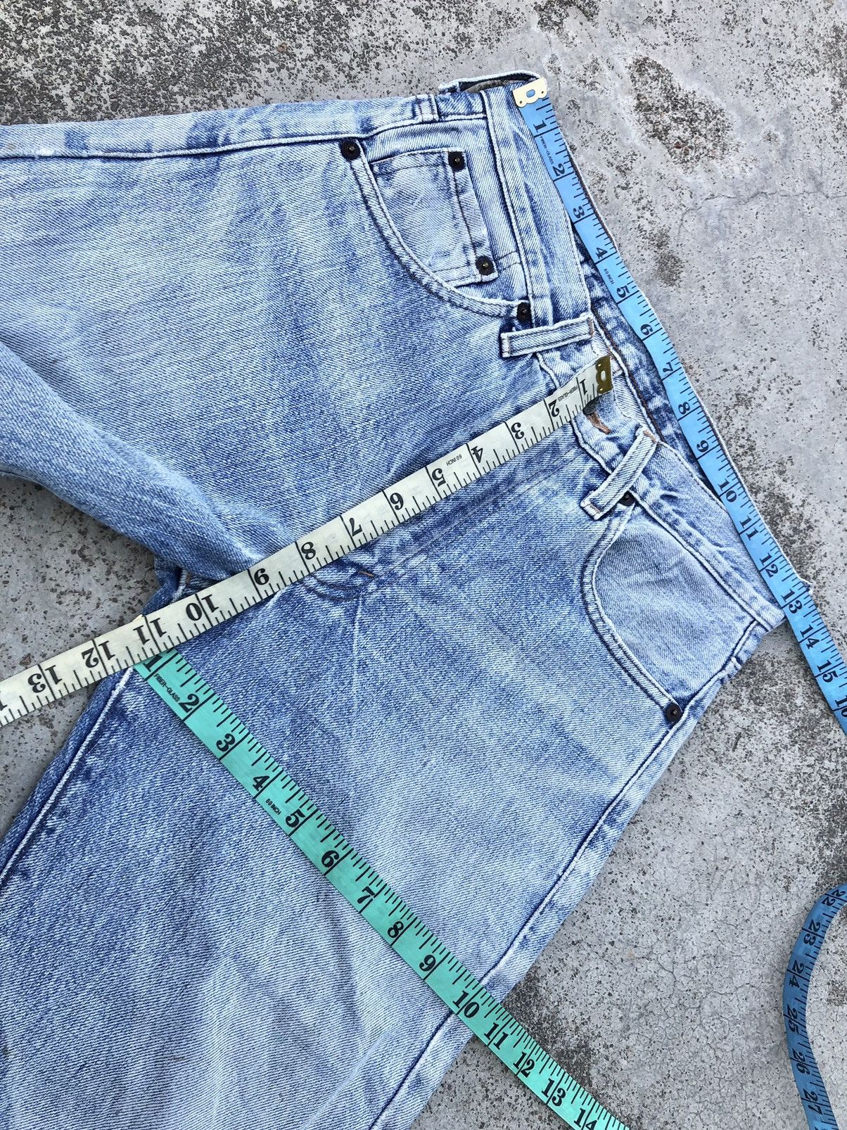 Levi's VINTAGE LEVIS SELVEDGE DISTRESSED DENIM Size US 26 / EU 42 - 11 Thumbnail