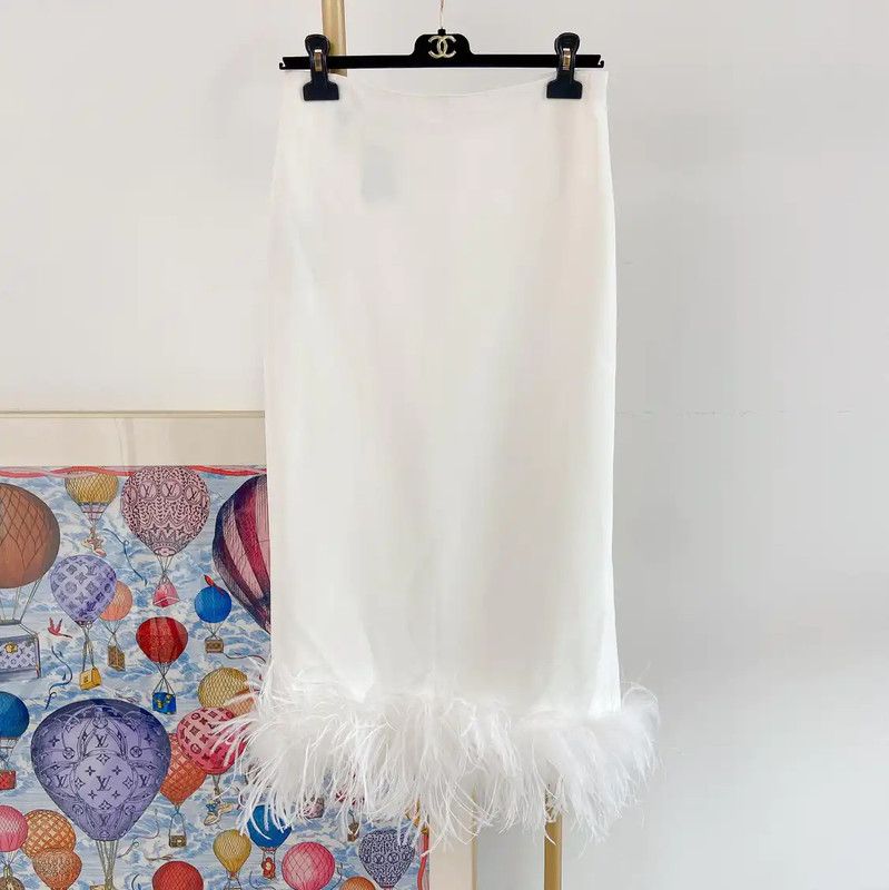 Miu Miu Miu Miu White Feather Hem Midi Skirt 0089 Size 23" - 1 Thumbnail