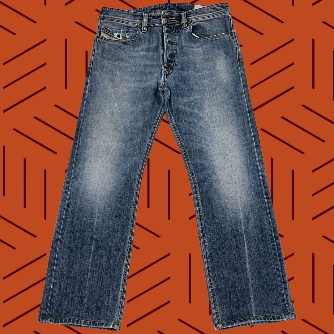 Diesel Diesel Larkee Jeans Mens 32 x 27 Relaxed Straight Stretch Denim Blue 5-Pocket Zipper Button Distressed Comfort Retro Grunge Y2K Classic Jeans Mens Size US 32 / EU 48 - 1 Thumbnail