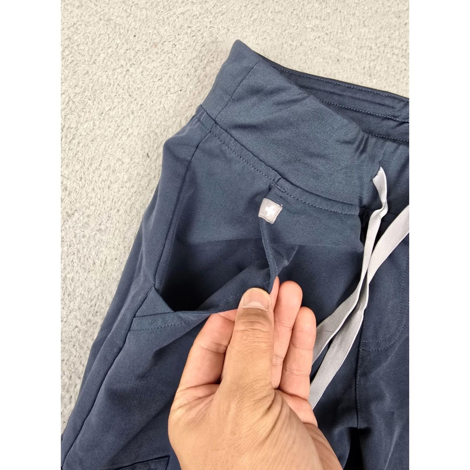 Vintage FIGS Pants Womens XS Blue Jogger Cargo Zip Drawstring Cuffed W18SW2005 Size 26" / US 2 / IT 38 - 5 Thumbnail