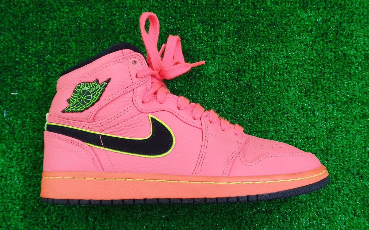 Jordan Brand Shoes Air Jordan 1 Retro High Hot Punch (W) Size US 7.5 / IT 37.5 - 6 Thumbnail