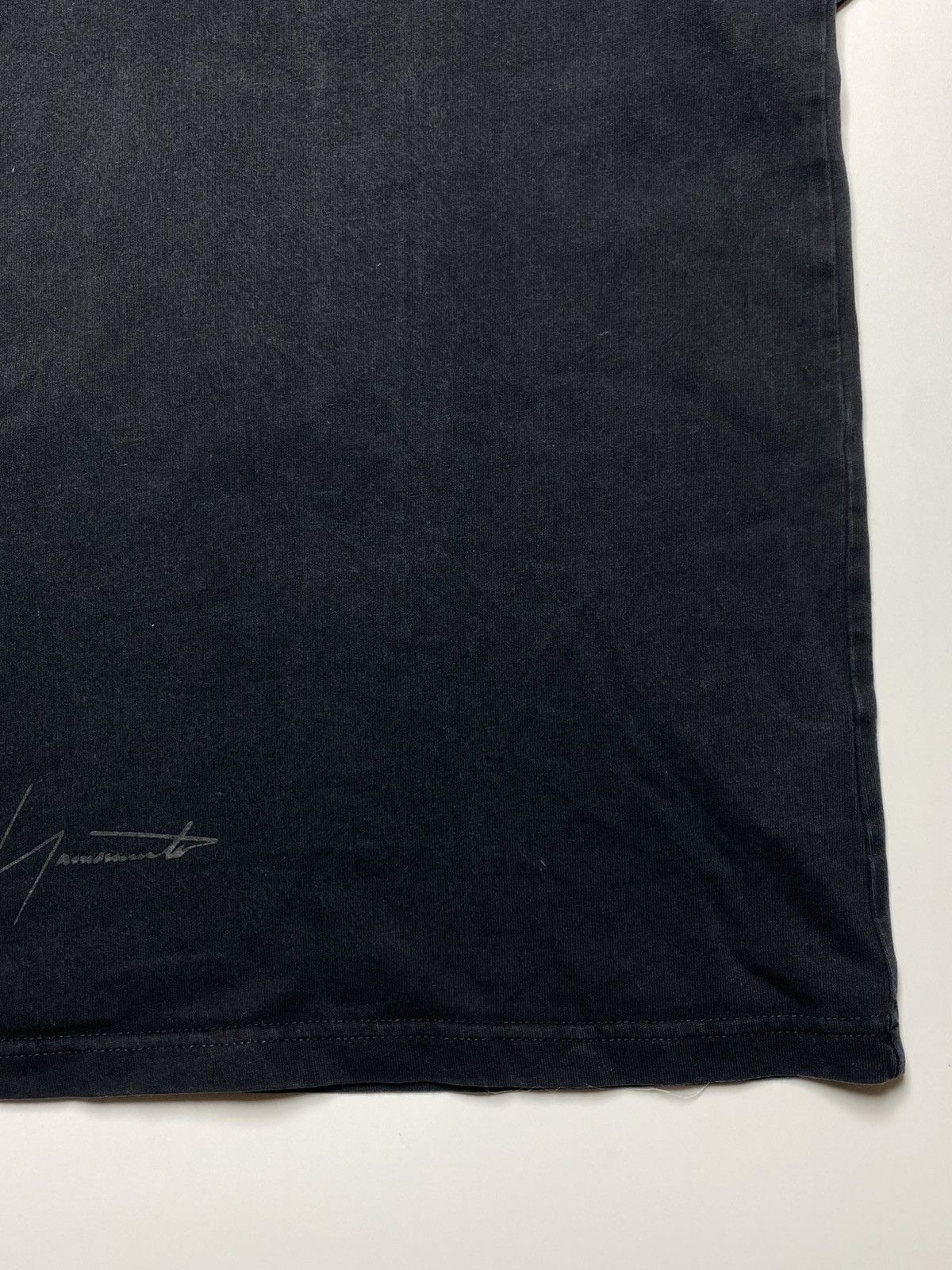 Yohji Yamamoto Yohji Yamamoto x New Era - Center Logo T-Shirt Size US XL / EU 56 / 4 - 6 Thumbnail