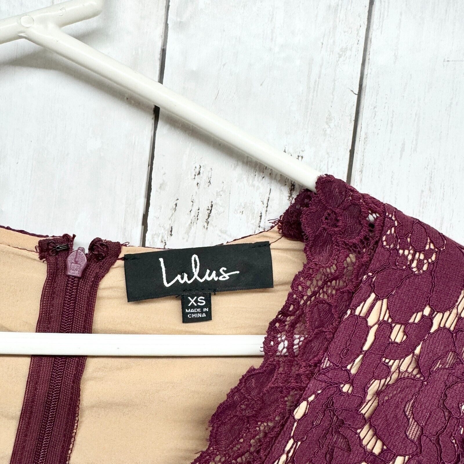 Other Lulus Dress Sz XS Swooner Later Plunge Long Sleeve Lace Mini Size XS / US 0-2 / IT 36-38 - 2 Thumbnail