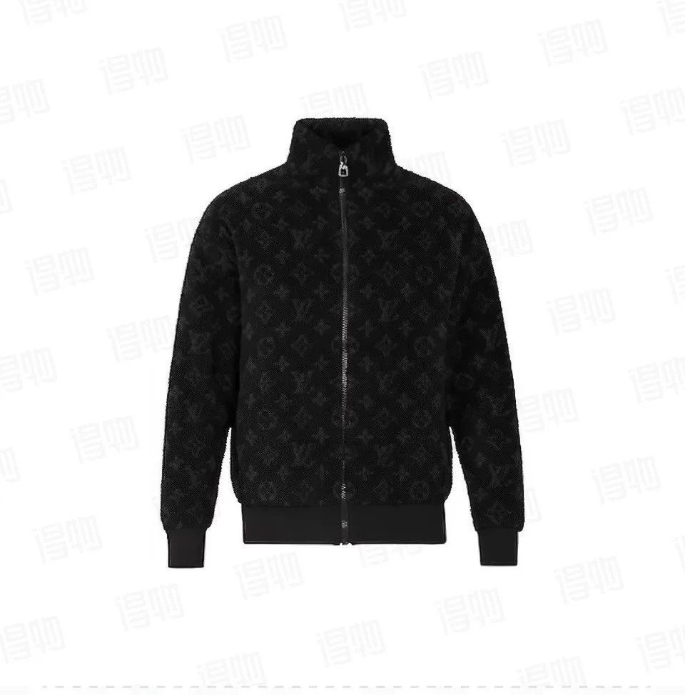 Louis Vuitton Louis Vuitton Monogram Fleece Jacket for Men Size US XL / EU 56 / 4 - 1 Thumbnail