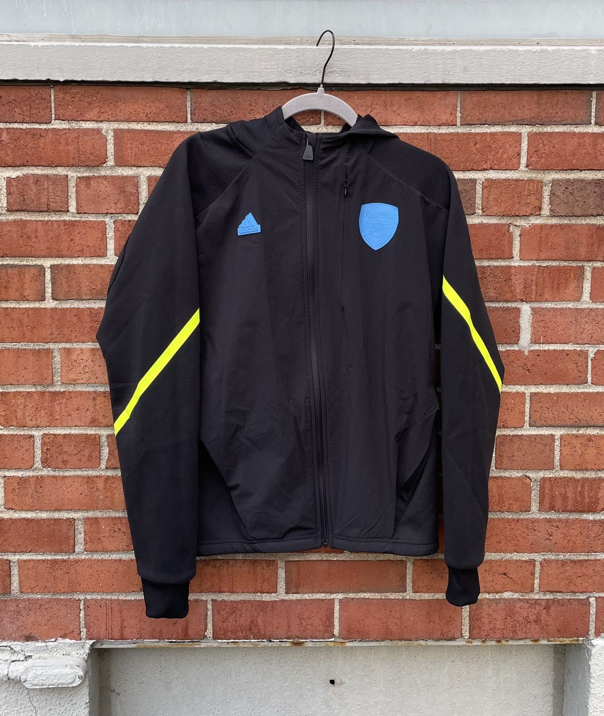 Adidas ARSENAL 2023/24 TRAINING FOOTBALL 1/4ZIP ADIDAS TRACK JACKET Size US S / EU 44-46 / 1 - 1 Thumbnail