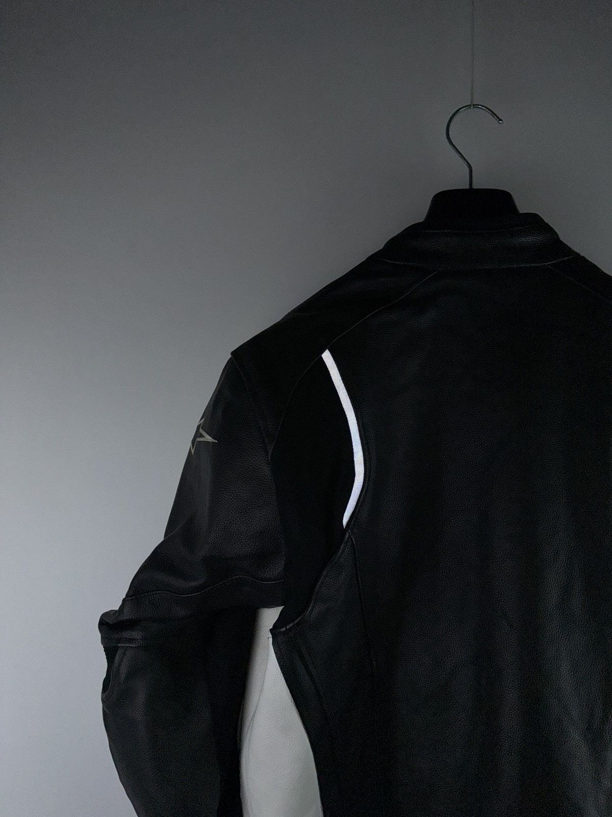 Alpinestars Alpinestars Devon Motorcycle/Motorbike Leather Jacket Black Size US S / EU 44-46 / 1 - 3 Thumbnail