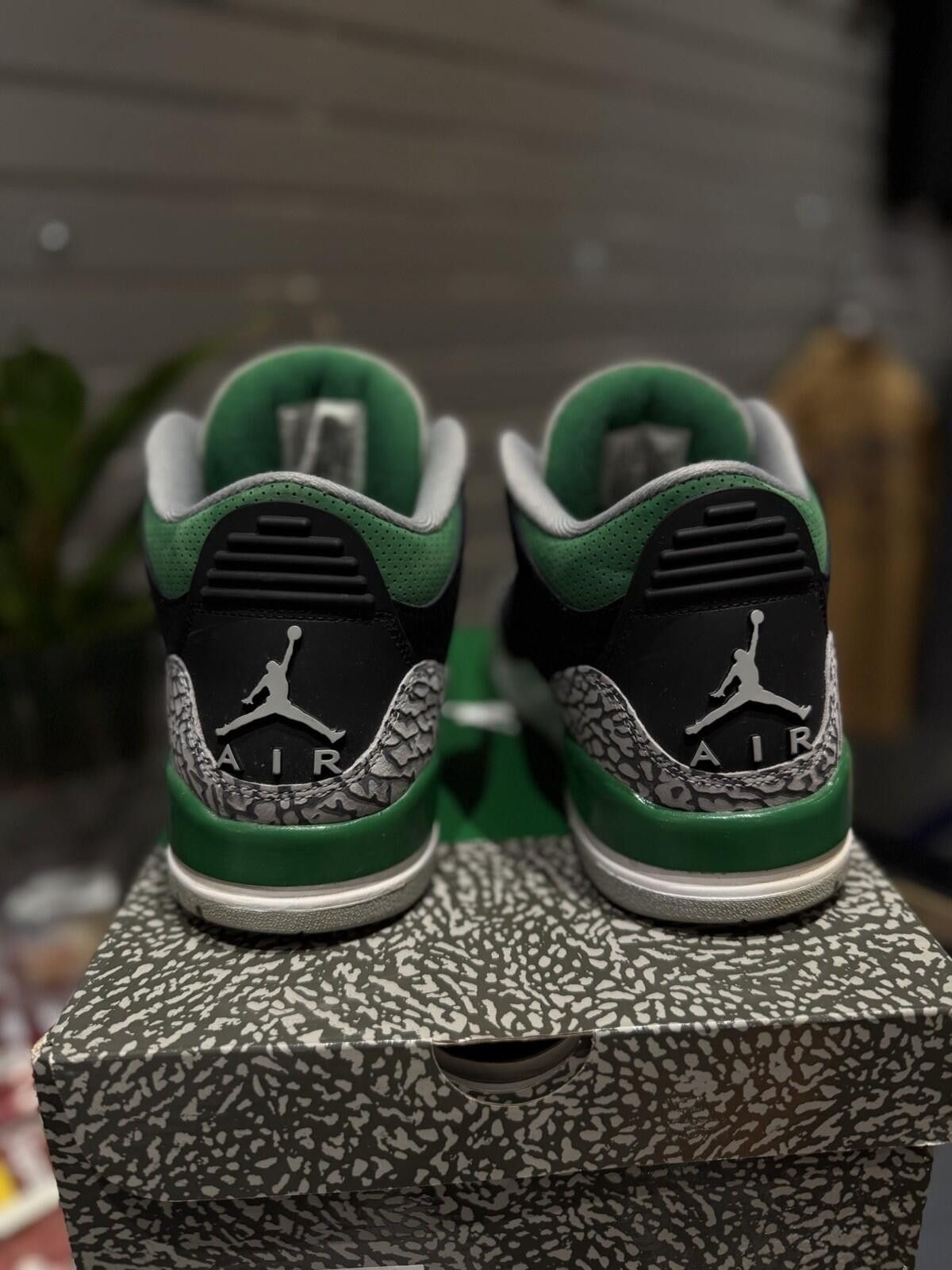 Jordan Brand Air Jordan 3 'Pine Green' Men's Size 10 Pre-owned Sneakers Size US 10 / EU 43 - 9 Thumbnail