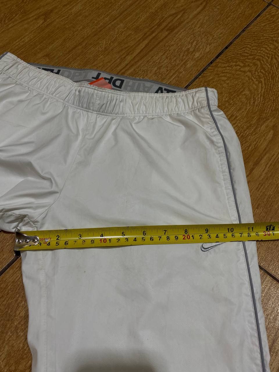 Nike Vintage Nike Training Sweatpants Size XS Size US 26 / EU 42 - 15 Thumbnail